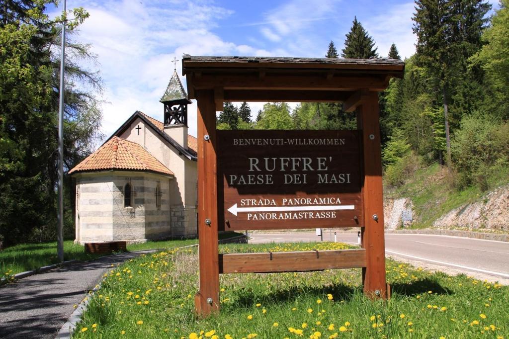 Garni Biancaneve Ruffre-Mendel Exterior foto