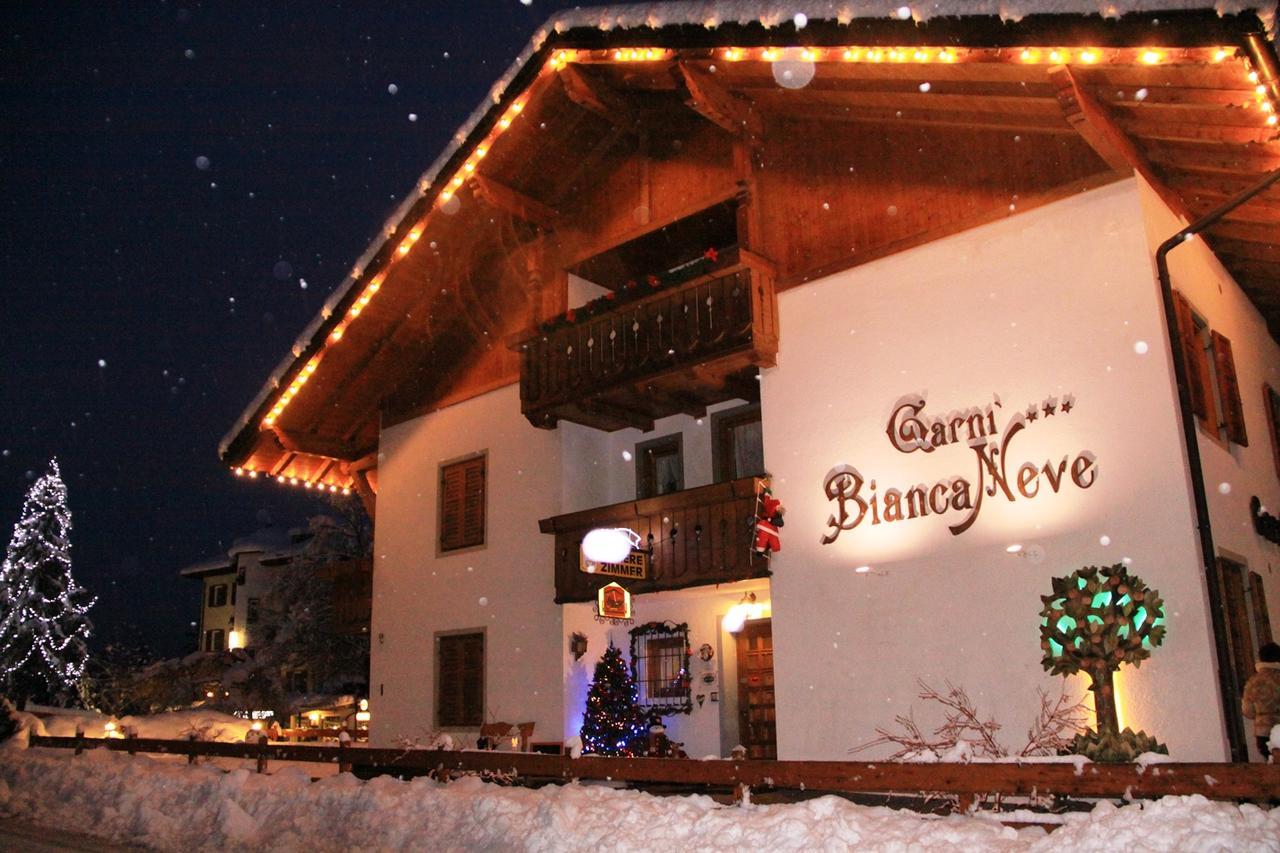 Garni Biancaneve Ruffre-Mendel Zimmer foto